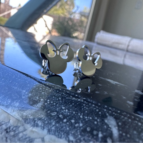 SILVER - MINNIE Stainless Steel Stud Earrings With Gift Bag - Picture 2 of 4